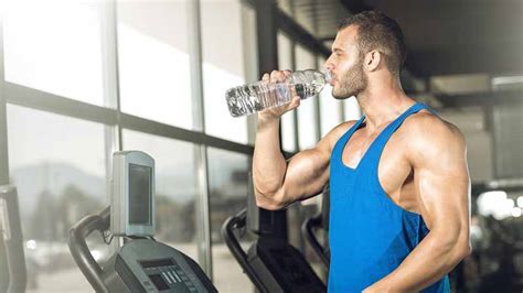How Much Water Should You Drink During Workout The Wellness Corner