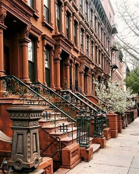 Pin By Lmbeale1 On New York City New York Brownstone Nyc Brownstone