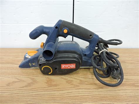 Police Auctions Canada Ryobi Hpl51 3 14 Corded Planer With Case