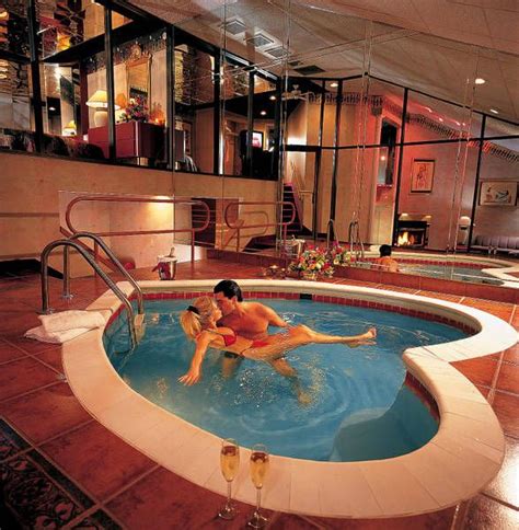 Collection 92 Pictures A Hotel Room With A Jacuzzi In It Stunning 102023