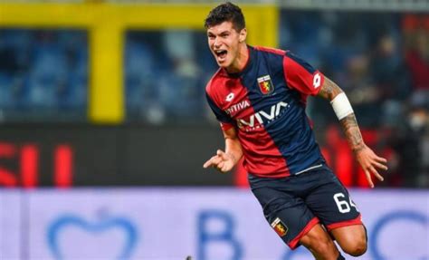 Indeed, as just revealed footmercato, the young italian striker of as monaco, pietro pellegri could leave the rock before the end of the summer transfer window. Pietro Pellegri, el "niño de oro" de 16 años que hizo ...