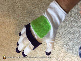 We would like to show you a description here but the site won't allow us. Coolest DIY Buzz Lightyear Costume
