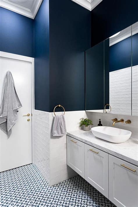 Rather modern bathrooms use colorful tiles to draw attention to a focal point. Amazing Bathroom Color And Decorating Ideas # ...