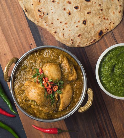 Today i'm sharing indian authentic chicken curry. indian restaurant hariyali chicken curry - glebe kitchen