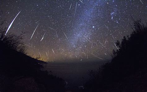 Meteor Shower Wallpapers 4k Hd Meteor Shower Backgrounds On Wallpaperbat