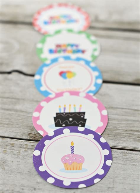 Find great birthday gift ideas online and bring smile on faces of your dear ones. Free Printable Birthday Gift Tags - Fun-Squared