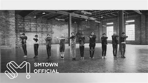 It was released in korean and chinese versions by their sm entertainment. EXO 엑소 'CALL ME BABY' MV - YouTube