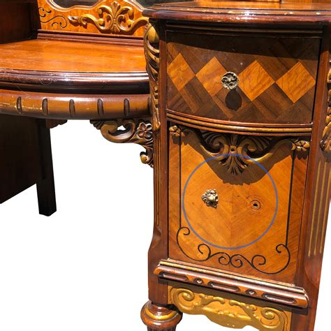 Modern makeup vanities in the bedroom are very different from their more traditional counterparts both in terms of size and finish. Antique Victorian Heavily Carved Burl Walnut Ladies Makeup ...