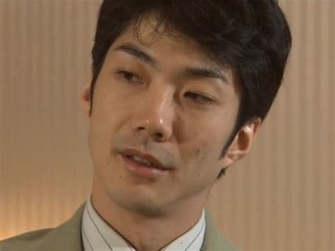 名前：野村萬斎(のむら まんさい) 本名：野村武司(のむら たけし) 出身地：東京都 生年月日：1966年4月5日 年齢：51歳(執筆時) 身長：174cm 血液型：b型 学歴：東京藝術大学音楽学部邦楽科能楽専攻卒業 職業：狂言師、俳優 野村萬斎さんは1966年東京都生まれ。 野村萬斎の嫁【千恵子】の画像が美人!妻に「夜まで帰って ...