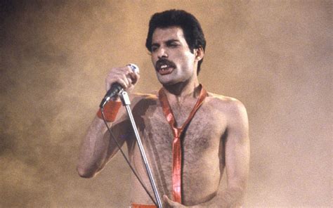 Freddie Mercury Singing Rock And Roll Garage