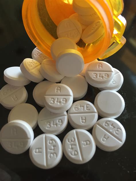 Agawam Man Admits Robbing Pharmacy Of More Than 1000 Oxycodone Pills