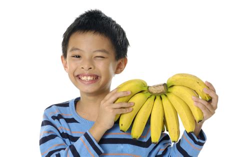 Kids Eating Bananas Video How To Get Kids To Eat Healthier