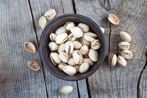 Keep in mind that properly processed or prepared pistachios nuts are not toxic as such. 5 Foods You're Eating The Wrong Way | HuffPost