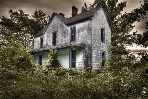 Empire Garden Maryville - GARAGE IDEA