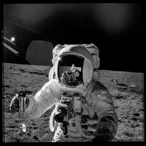 Apollo VII - XVII: Incredible photographs taken by NASA's Apollo ...