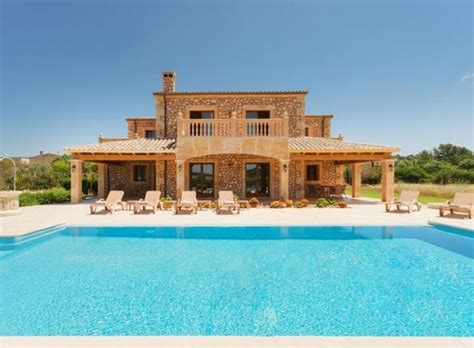 Sie möchten ihre ferien auf mallorca in einer ferienvilla direkt am meer verbringen? Finca Mallorca | Private Fincas & Ferienhäuser mieten (mit ...