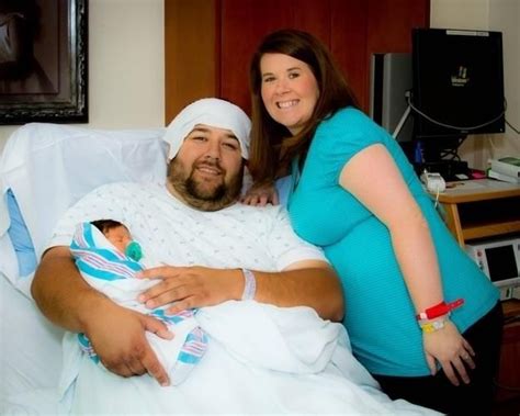 Incredibly Funny And Awkward Maternity Photos Baby Pictures Baby Time