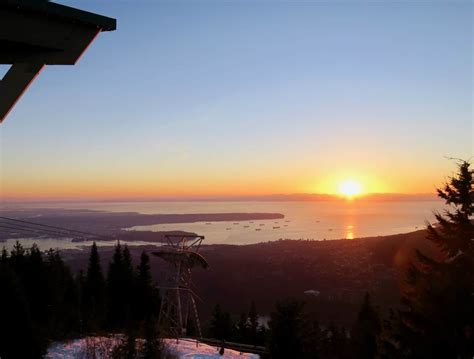 The Grouse Mountain View Of Vancouver Canada Velvet Escape