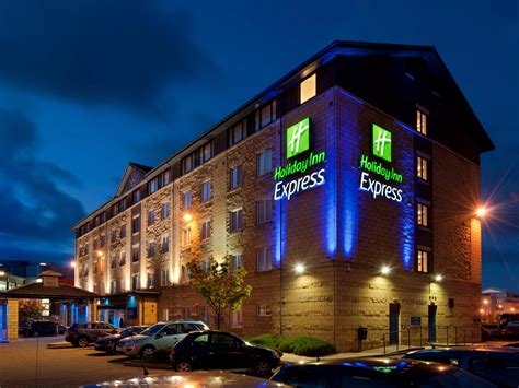 Holiday Inn Express Edinburgh Leith Waterfront Hotel Reviews And Photos