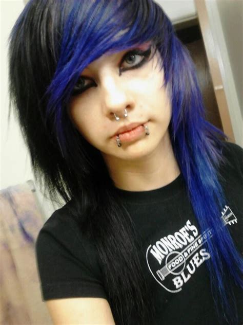 36 Top Photos Blue Hair Emo Haircut Hairstyles Emo Girl With Black And Blue Hair Bynalynapomyh