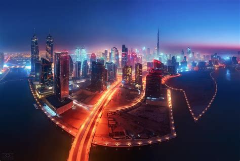 Download Skyscraper United Arab Emirates Building City Light Night Man