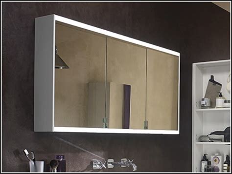 Welche leuchten braucht man fürs badezimmer? Badezimmer Spiegelschrank Mit Licht Download Page - beste ...