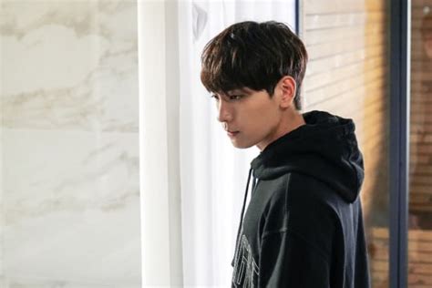 Yes, he is choi tae joon. Choi Tae Joon Transforms Into A K-Pop Idol In 1st Stills ...