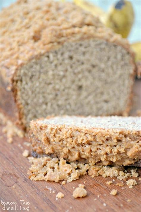 They really complement the banana flavor. {Healthy} Banana Streusel Bread | Lemon Tree Dwelling