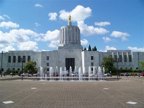 Oregon Capitol Building A Photo On Flickriver