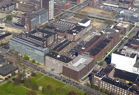 Der chempark bringt menschen und branchen zusammen, zum expertenaustausch, zum blick. Bayer Leverkusen Chempark