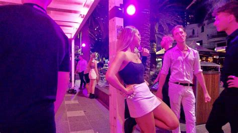 Warning Watch This Video Before Going Out In The Night In Gold Coast Surfers Paradise Youtube