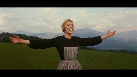 Some People Would Call That Honesty Maria Von Trapp Julie Andrews Photo 26878790 Fanpop