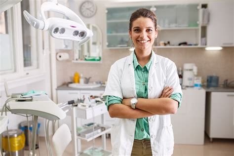 Popular Reasons People Prefer A Female Dentist Kathie Allen Dds
