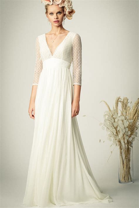 Mit viel transparenz und spitze, freiem rücken und légere brautkleider. Langes Brautkleid Geometrische Spitze Rembo Ärmel ...