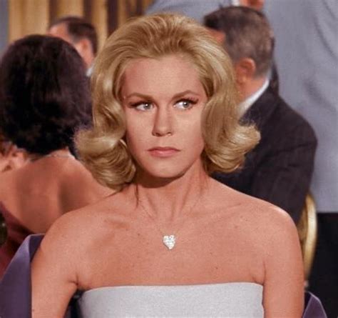 Elizabeth As Samantha Bewitched Elizabeth Montgomery Photo Fanpop