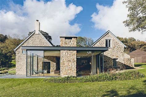 Use this opportunity to see some galleries for your need, we hope you can inspired with these beautiful galleries. Modern farmhouse exterior design ideas (10) | Modern ...