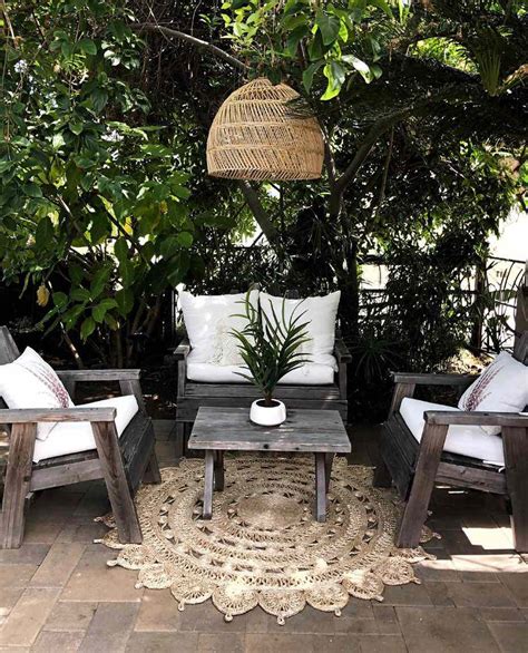 44 Backyard Landscaping Ideas To Inspire You Set Garden Chair