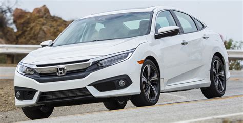 2017 Honda Civic 10 And 15 Litre Turbo Engines Detailed
