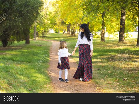Mother Daughter Image And Photo Free Trial Bigstock