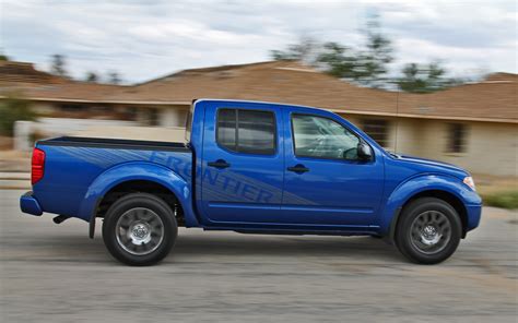 Nissan Frontier Information And Photos Momentcar