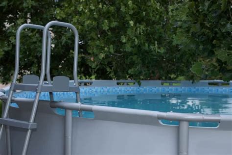 8 Best Above Ground Pool Ladders