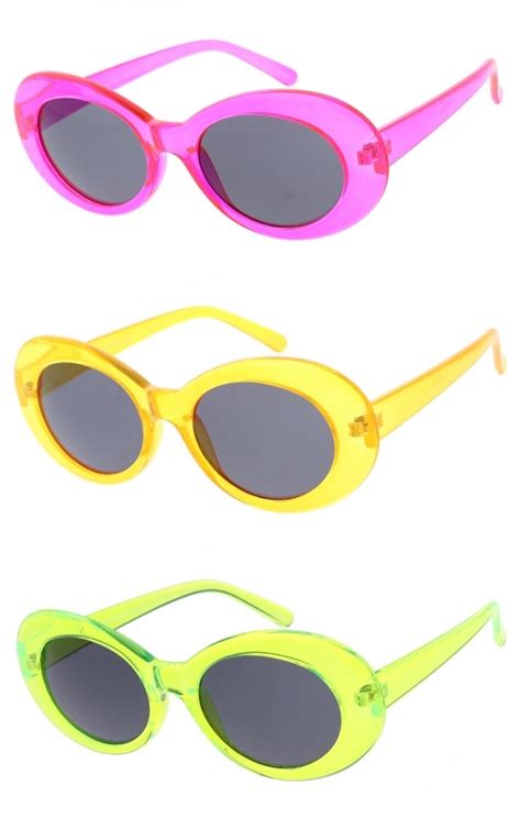 Clout Goggles Oval Sunglasses
