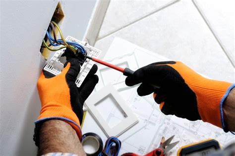 Booking an expert electrician near you is easy. How To Find Residential Electricians Near Me Palm Beach ...
