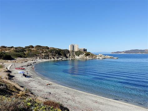 Villasimius is a small village of just 3000 inhabitants, about 50 minutes drive from cagliari, that during the summer months counts up to 60.000 visitors per month. The old fortress of Villasimius, walking in history - Il ...