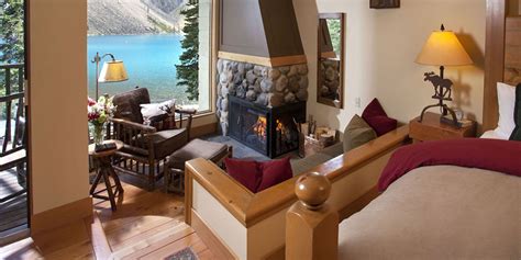Moraine Lake Lodge In Lake Louise Alberta Lodge And Ranch Deals