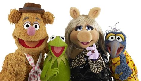 New Film Reveals Miss Piggys Backstory More Muppet
