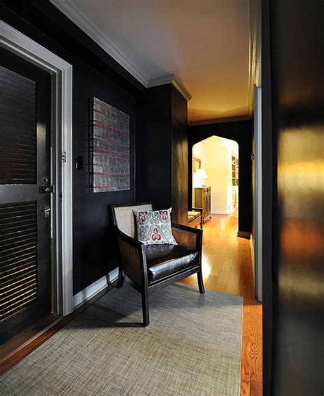 Read arianna danielson's tips for using dark interior design to bring 4 reasons to paint your ceiling dark if you are considering going a little less nontraditional with paint colors on your ceilings. Decorating ideas for narrow corridors and hallways - UPCYCLIST