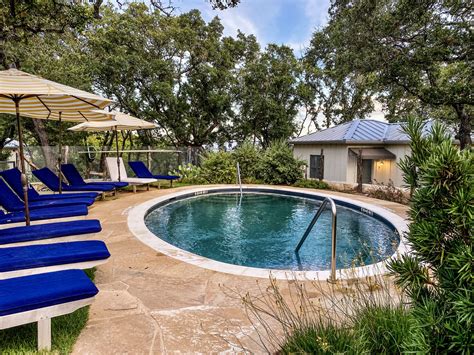 10 Boutique Hotels In Austin Perfect For Your Next Visit Or