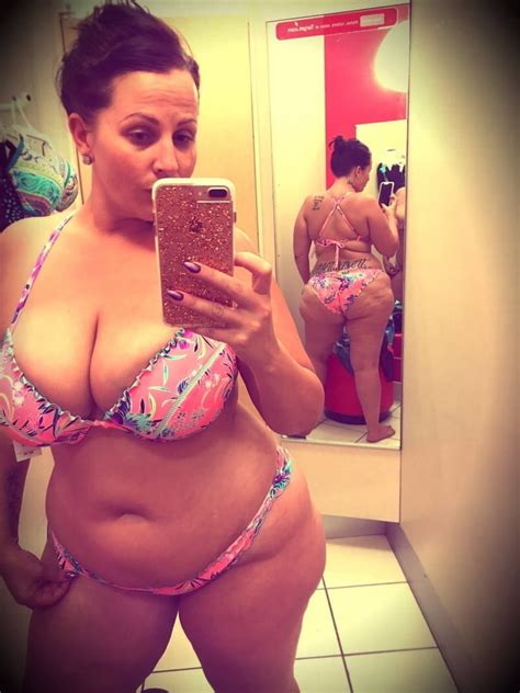 Milf Big Tits Bikini Selfie