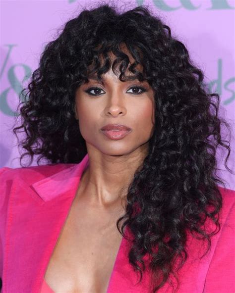 If you have naturally long curly hair, you can style this classic look effortlessly. Best Fringe Hairstyles for 2019 - How To Pull Off A Fringe ...